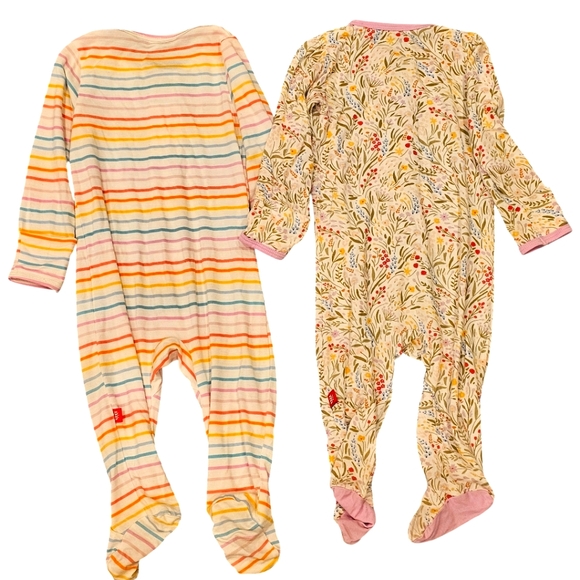 ๐ Magnetic Me Footie Bundle | Set of 2 | Revolutionary Magnetic Closures! - Picture 2 of 13